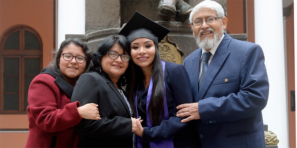 Andrea Anampa Guzman Graduation picture