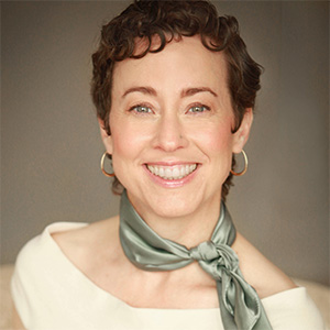 Headshot of Claire Rumore