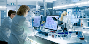 Group of researchers working in a lab